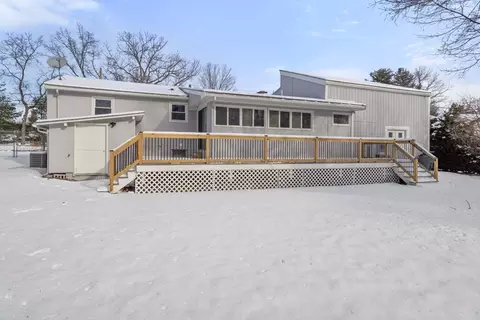 22 Old Bolton Rd, Hudson, MA 01749