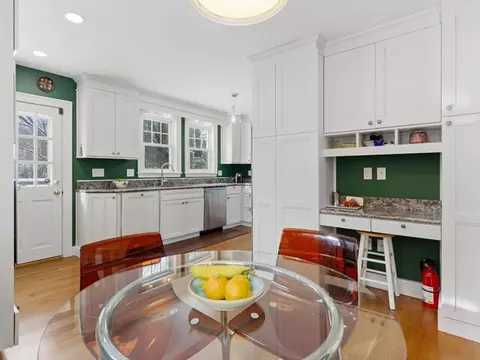 24 Blake Rd, Brookline, MA 02445 photo 15
