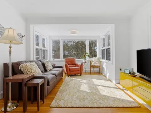 24 Blake Rd, Brookline, MA 02445 photo 9