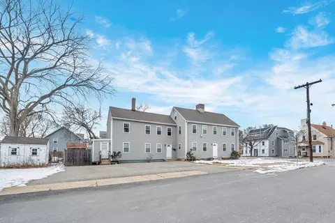 147 High St, Danvers, MA 01923