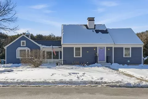 11 W Bradstreet Rd, North Andover, MA 01845