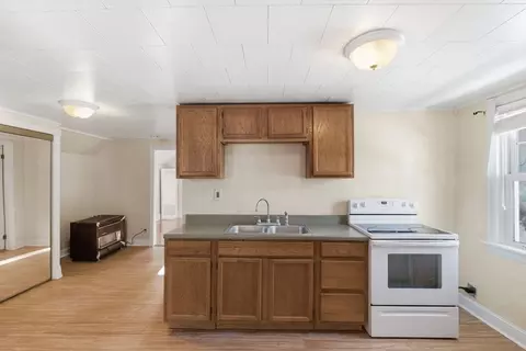 143 Commonwealth Ave, Worcester, MA 01604 photo 20