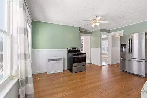 143 Commonwealth Ave, Worcester, MA 01604 photo 3