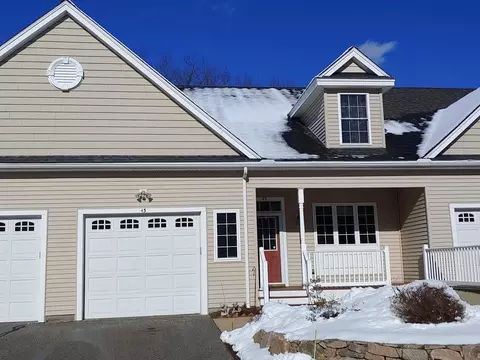43 Grey Wolf Dr #13, Franklin, MA 02038
