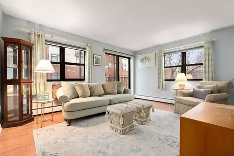 4925 Washington #201, Boston, MA 02132