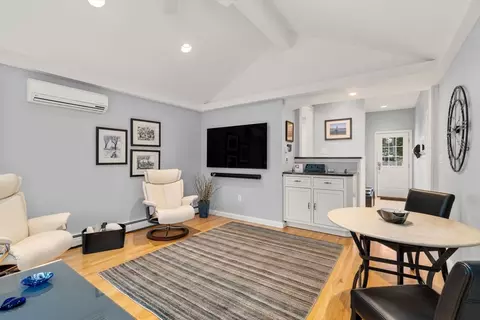 37 Standish Rd, Needham, MA 02492 photo 11
