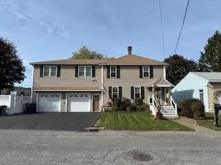 93 Benjamin St, Leominster, MA 01453