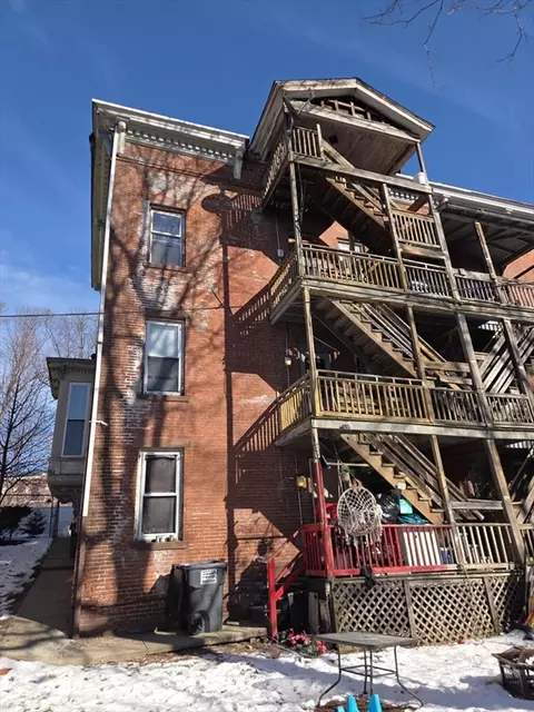 Exterior - 40 Byers St, Springfield, MA 01105 photo 2 of 2