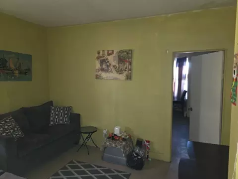 Living - 40 Byers St, Springfield, MA 01105 photo 6 of 8