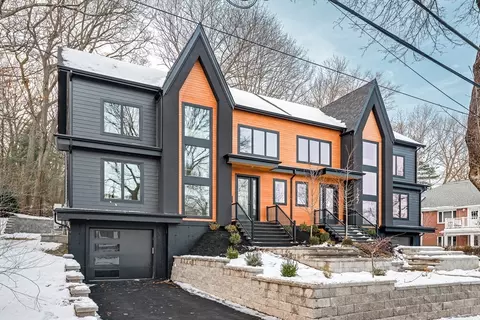 129 Withington Rd #129, Newton, MA 02460