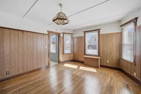 32 Maple St, West Springfield, MA 01089 photo 12