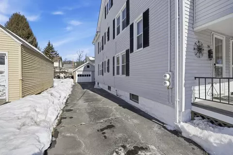 32 Maple St, West Springfield, MA 01089 photo 5