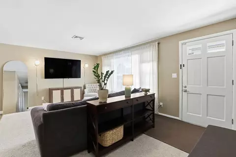 Entry Way - 68 Michael Rd, Raynham, MA 02767 photo 1 of 2