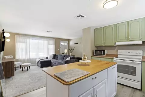 Kitchen - 68 Michael Rd, Raynham, MA 02767 photo 2 of 5