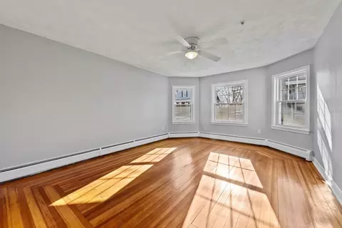 75 Dennis St #3, Attleboro, MA 02703