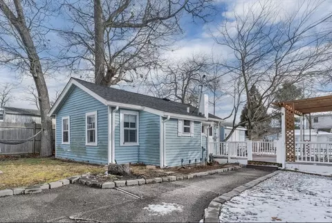 10 Barnes St # -R, Wareham, MA 02571