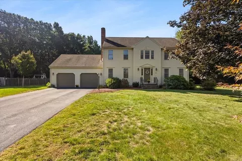 260 Boxwood Ln, Bridgewater, MA 02324