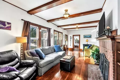 Living - 896 Sandwich Rd, Bourne, MA 02561 photo 6 of 6