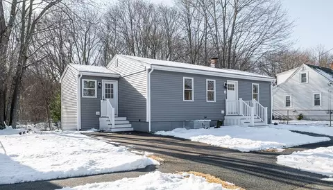 6 Allen Rd, Peabody, MA 01960