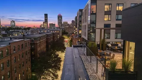 595 Albany St #501, Boston, MA 02118
