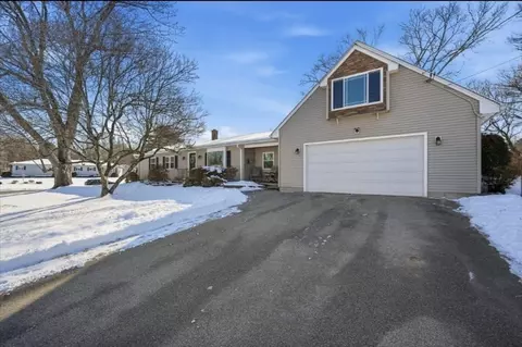 101 Dearborn St, East Longmeadow, MA 01028