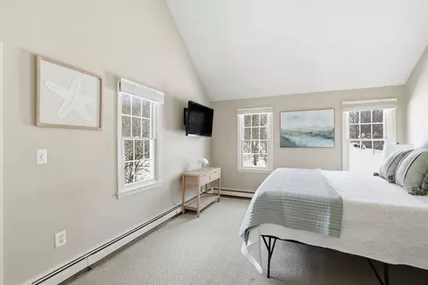 Bedroom - 22 Del Prete Dr, Hingham, MA 02043 photo 2 of 4
