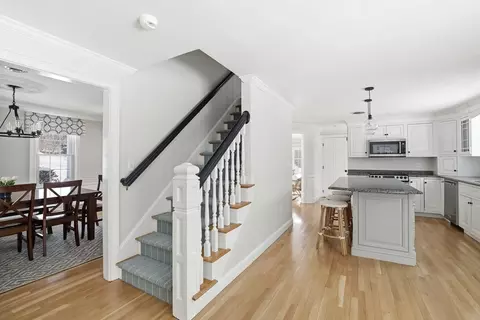 Entry Way - 22 Del Prete Dr, Hingham, MA 02043 photo 2 of 3