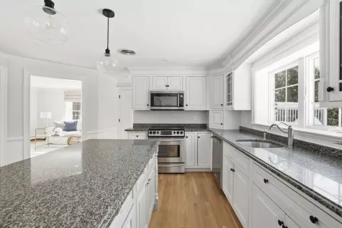 Kitchen - 22 Del Prete Dr, Hingham, MA 02043 photo 4 of 4