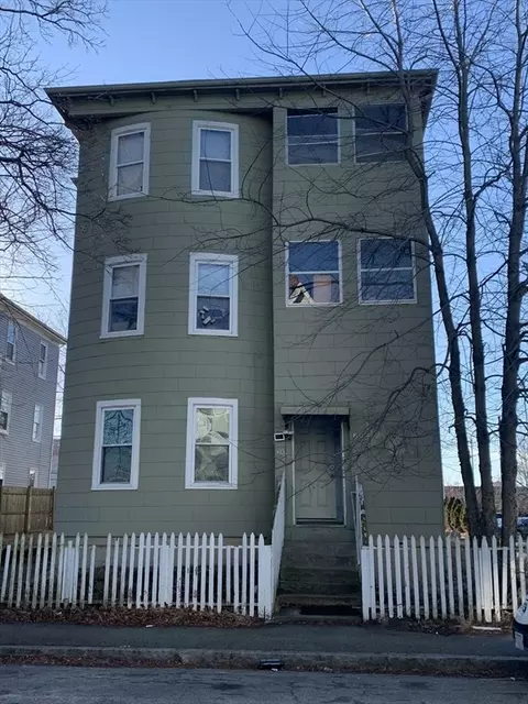 26 South St, Worcester, MA 01604