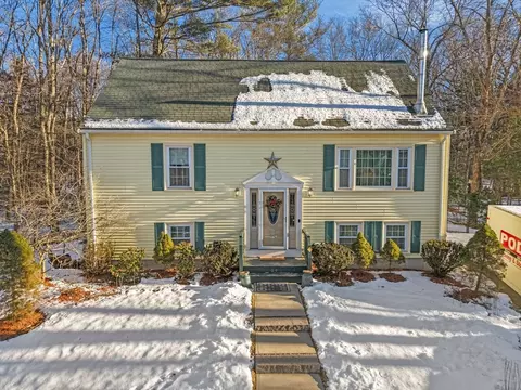 23 Stockade Cir, Attleboro, MA 02703