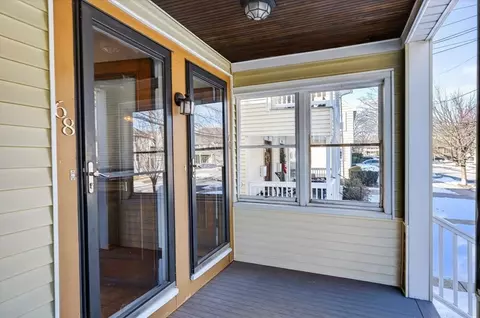 68-70 Hamlet, Arlington, MA 02474 photo 3