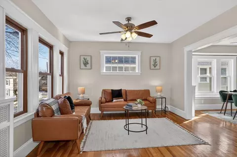 68-70 Hamlet, Arlington, MA 02474 photo 4