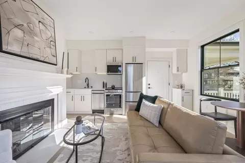 20 Whitney #U:1, Quincy, MA 02169