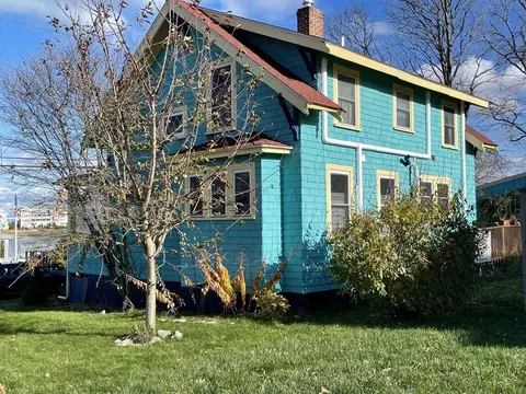 Exterior - 8 Hampton Cir, Hull, MA 02045 photo 2 of 6