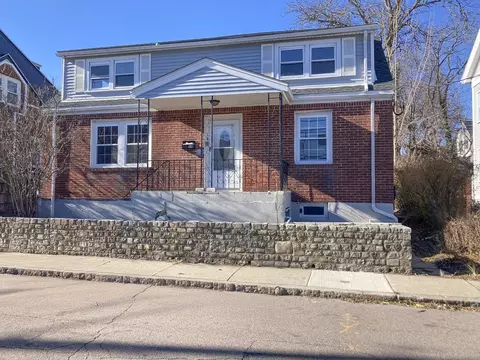 14 Avondale St, Dorchester Center, MA 02124