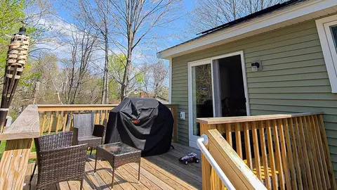37 Willard St, Ayer, MA 01432 photo 5