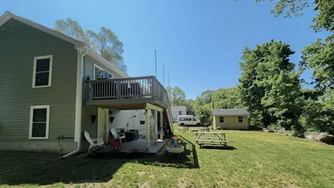 37 Willard St, Ayer, MA 01432 photo 3