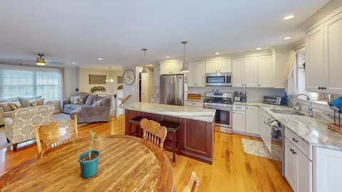 37 Willard St, Ayer, MA 01432 photo 10