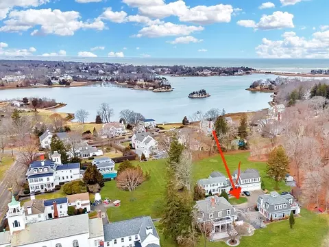 47 Highland Ave, Cohasset, MA 02025