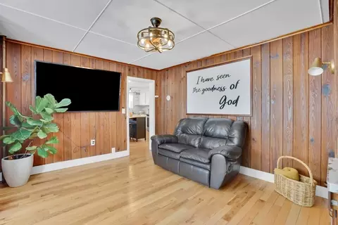 24 Clinton St, Ware, MA 01082 photo 14