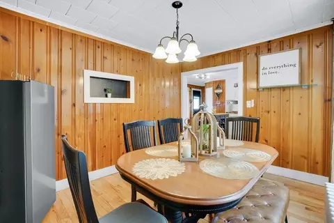 24 Clinton St, Ware, MA 01082 photo 11