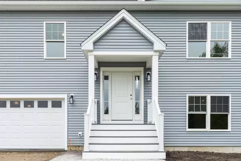 24 Bronson St, Fall River, MA 02721 photo 3
