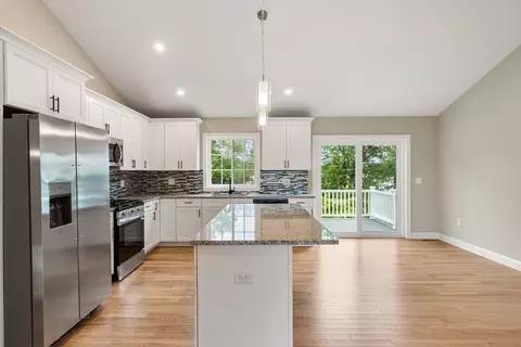 24 Bronson St, Fall River, MA 02721 photo 15