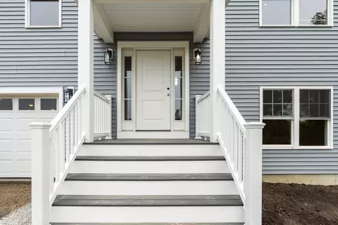 24 Bronson St, Fall River, MA 02721 photo 4