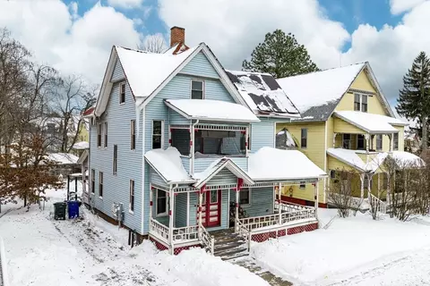 393 Saint James Ave, Springfield, MA 01109 photo 2