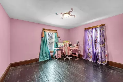 393 Saint James Ave, Springfield, MA 01109 photo 19