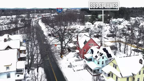 393 Saint James Ave, Springfield, MA 01109 photo 31