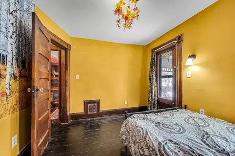 393 Saint James Ave, Springfield, MA 01109 photo 14