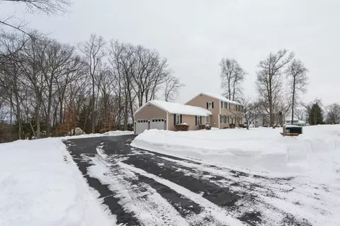 28 Bridle Path Rd, Dracut, MA 01826 photo 35