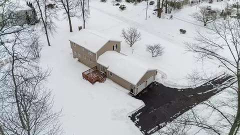 28 Bridle Path Rd, Dracut, MA 01826 photo 37
